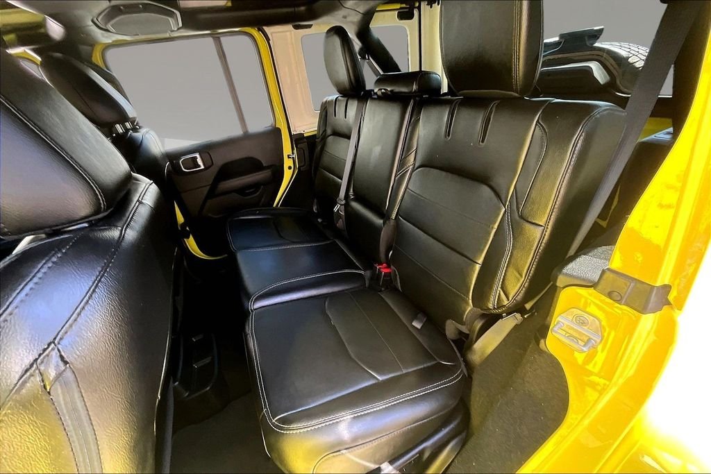 Used 2022 High Velocity Clearcoat Jeep Unlimited Sahara 4xe image 21