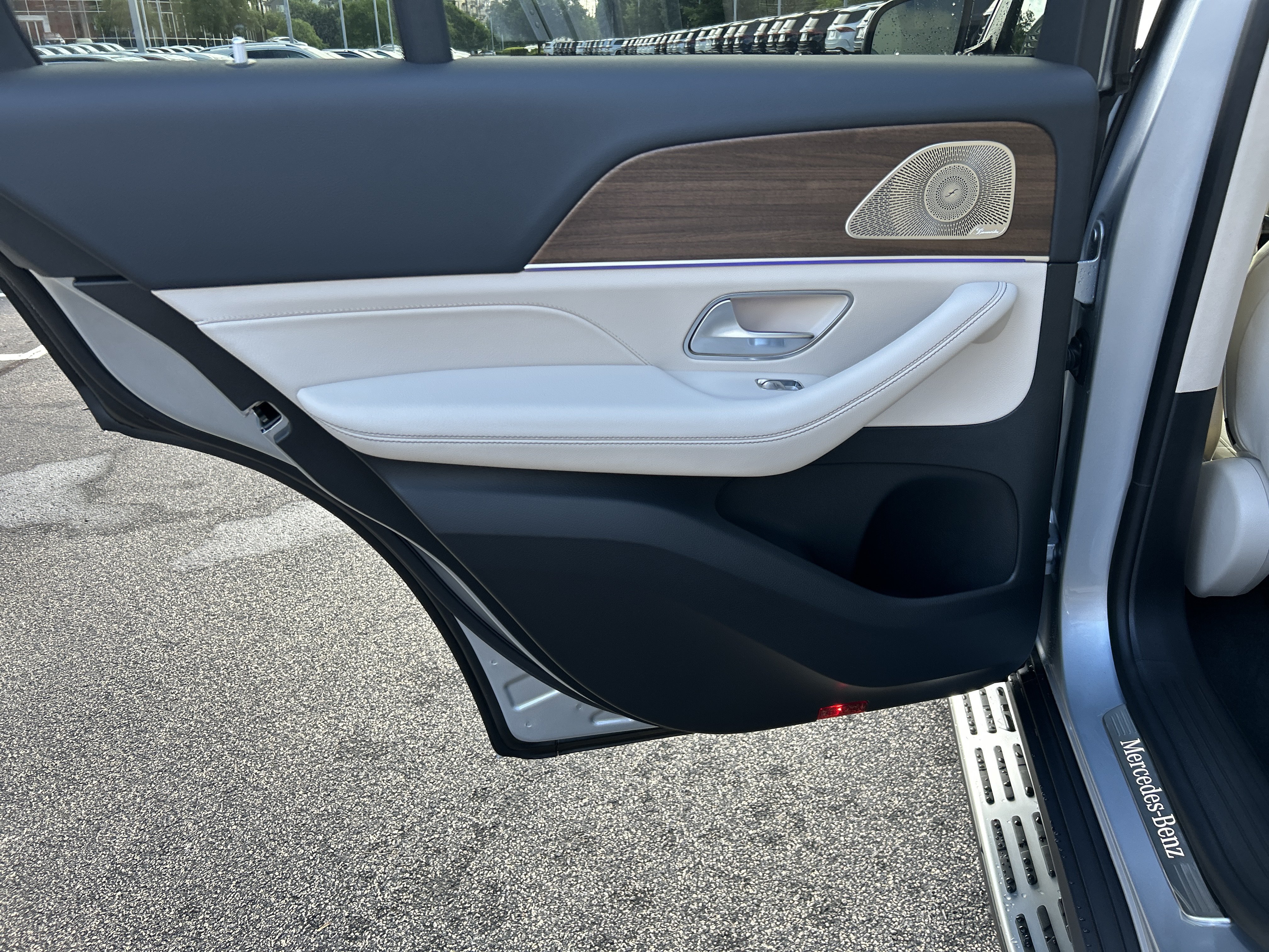 New 2026 Cirrus Silver Metallic Mercedes-Benz GLE 350 4MATIC® SUV image 34