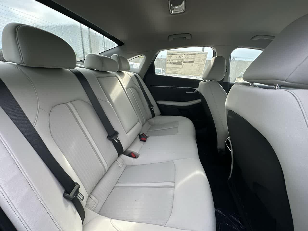 New 2025 Carbon Blue Hyundai SEL image 55