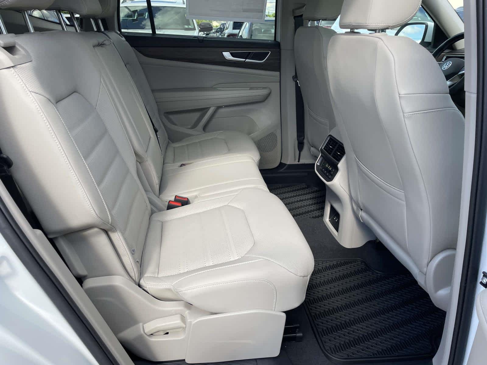 New 2026 Opal White Pearl Volkswagen 2.0T SEL image 20