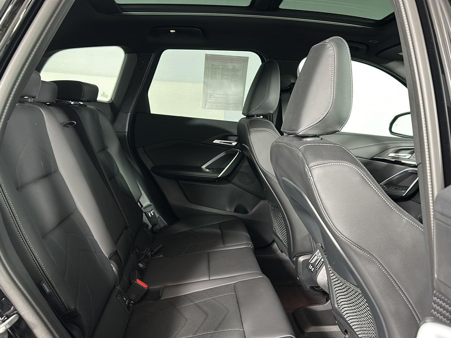 Used 2024 Jet Black BMW xDrive28i image 26