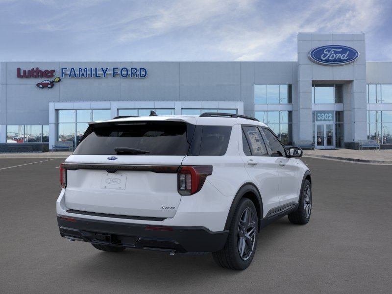 New 2026 Space White Metallic Ford ST-Line image 37