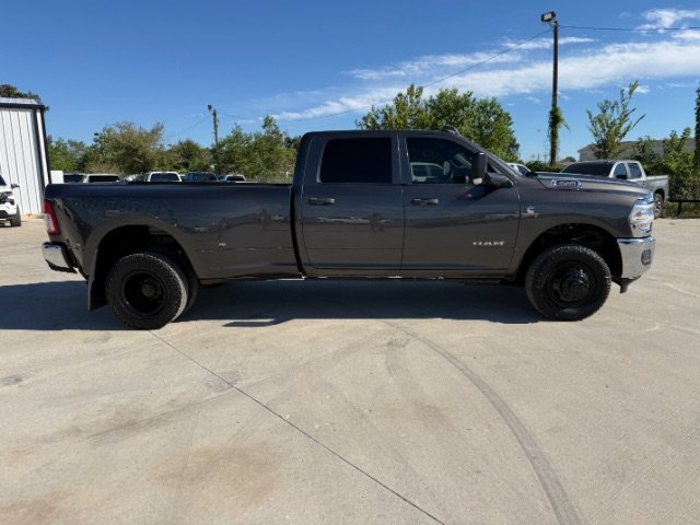 Used 2022 Granite Crystal Metallic Clearcoat Ram Tradesman image 6