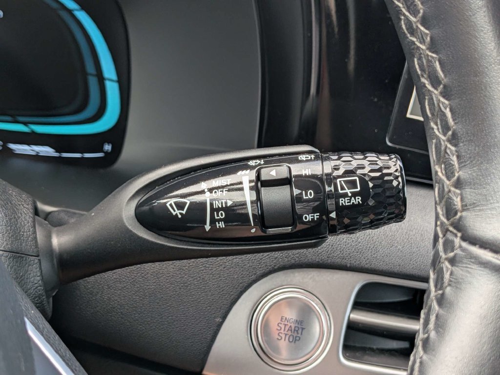 Certified Used 2025 Black Hyundai SEL image 37
