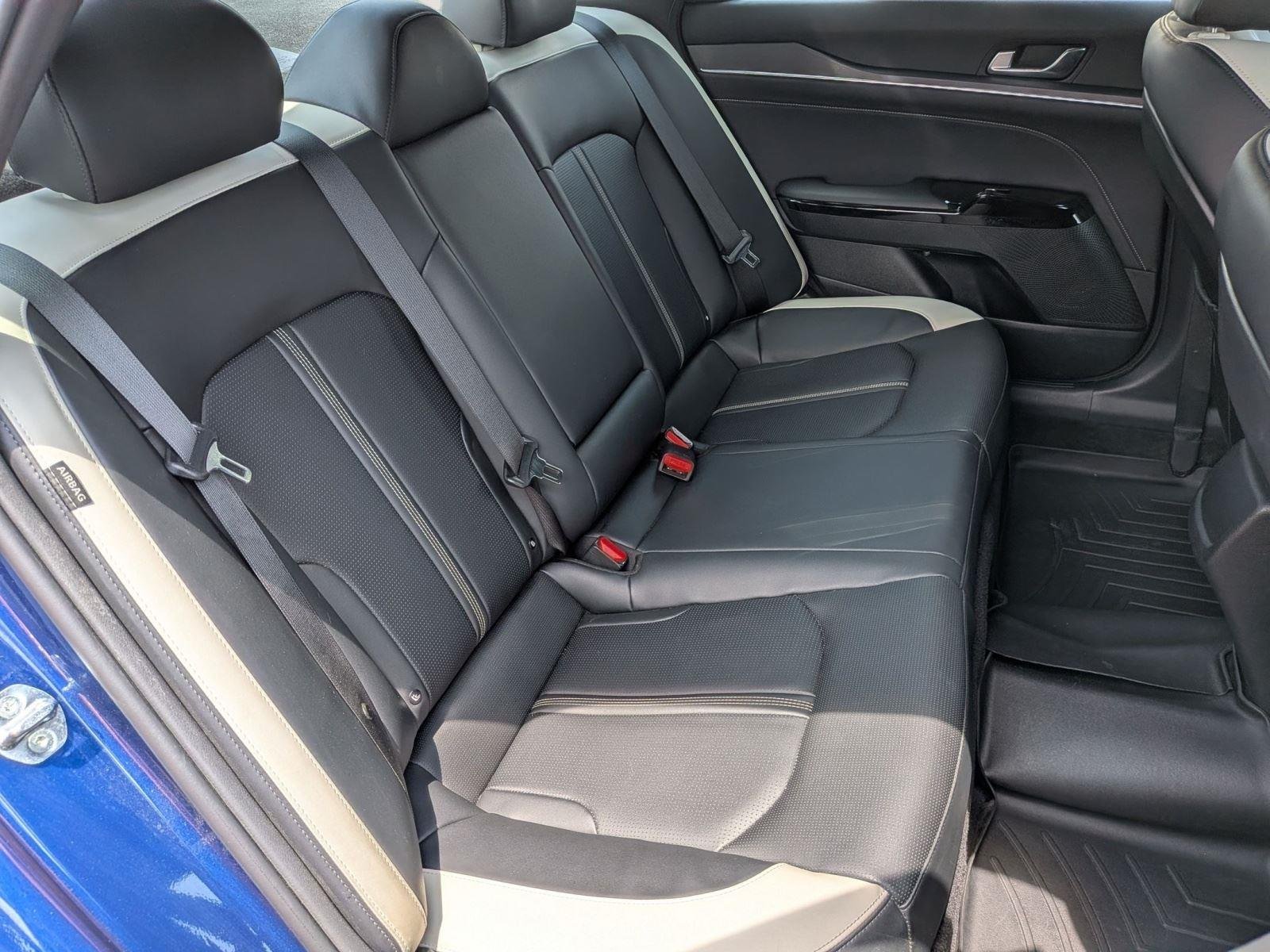 Used 2025 Yacht Blue Kia GT-Line image 35