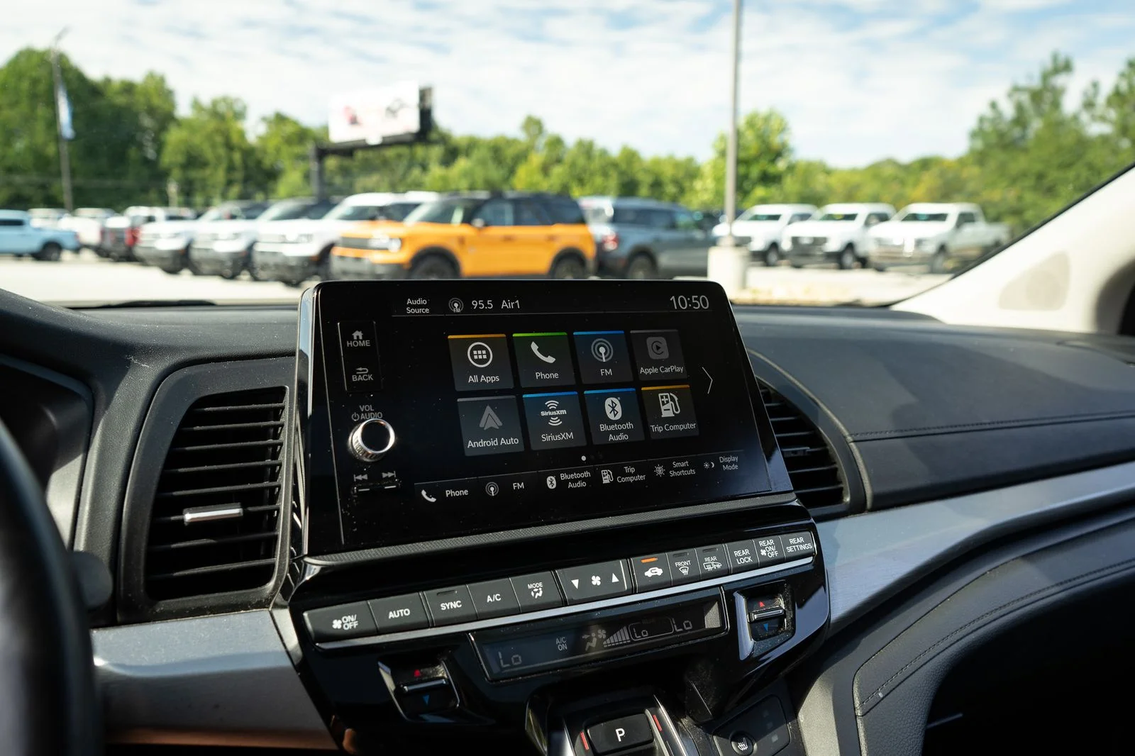 Used 2025 Black Honda EX-L image 24