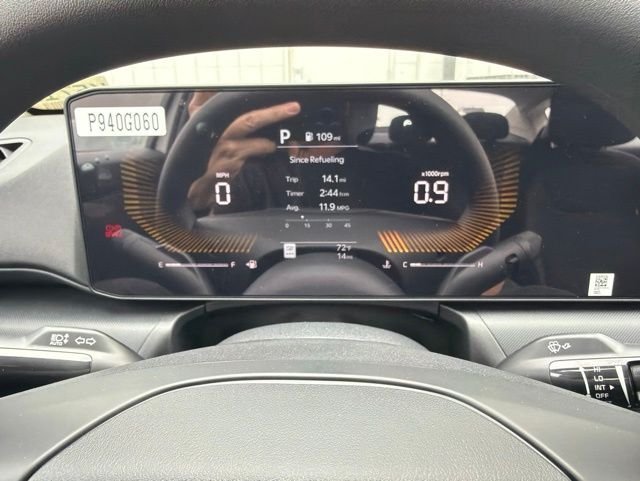 New 2026 Snow White Pearl Kia LXS image 14