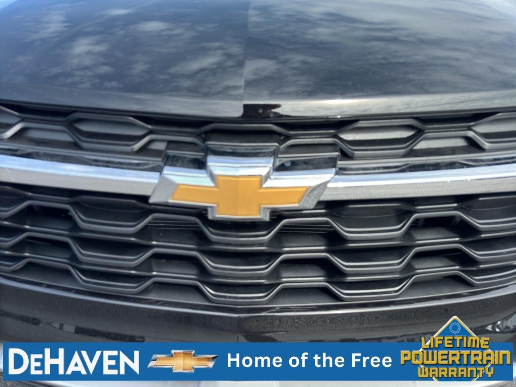 New 2026 Mosaic Black Metallic Chevrolet LT image 27