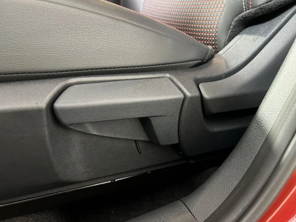 2025 Nissan Kicks SR - Photo 14