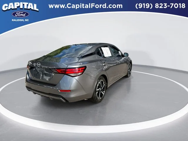 Used 2025 Gray Nissan SV image 8