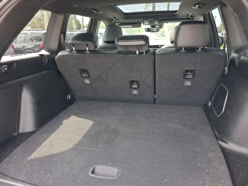 Used 2024 Black Jeep 4xe image 10