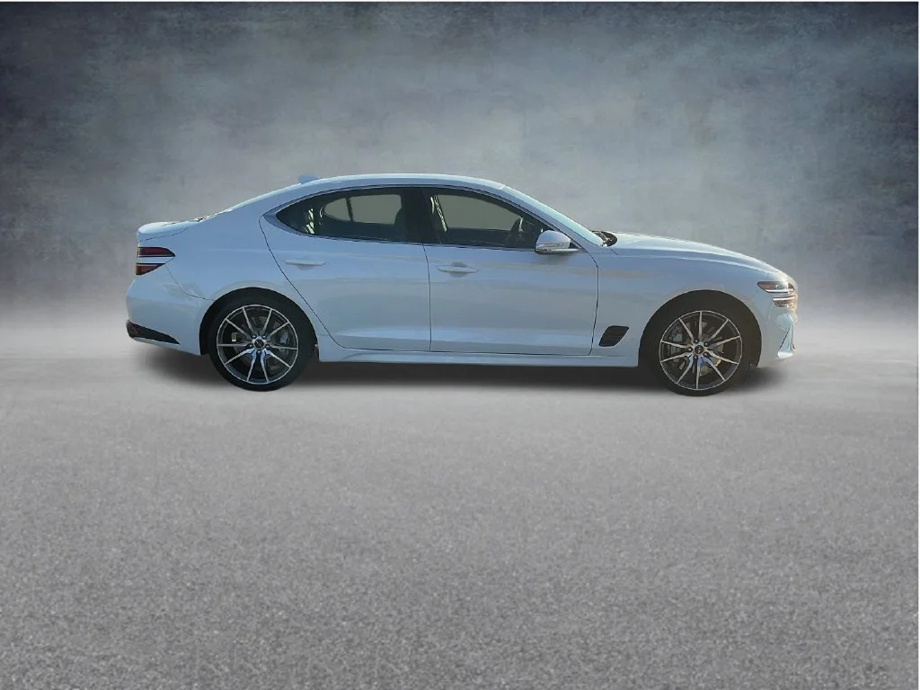 Used 2026 White Genesis 2.5T image 8
