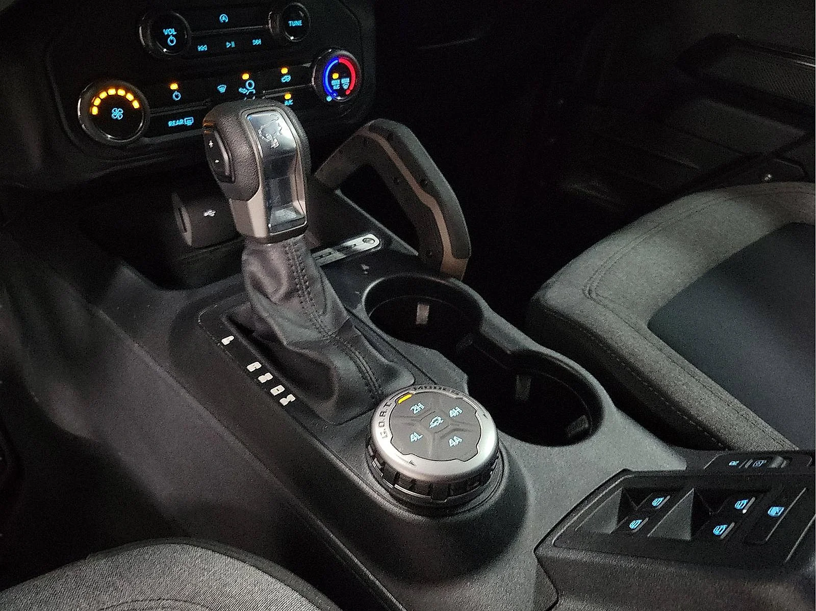 Used 2022 White Ford  image 18