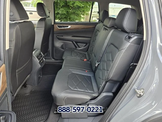 New 2026 Pure Gray Volkswagen 2.0T SE W/TECHNOLOGY image 7