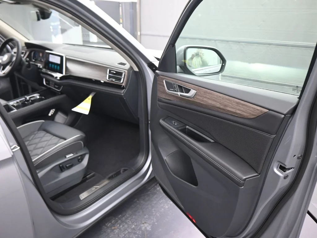 New 2026  Volkswagen 2.0T SEL Premium R-Line image 44