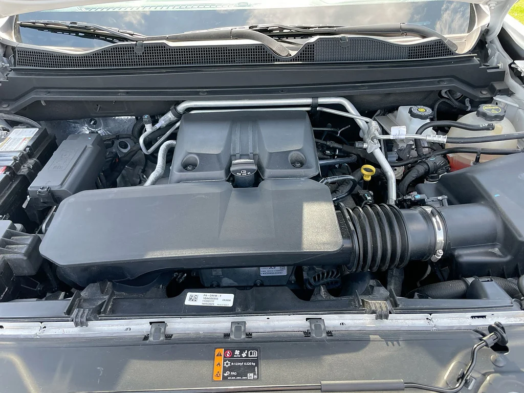 Used 2023 Summit White Chevrolet ZR2 image 29