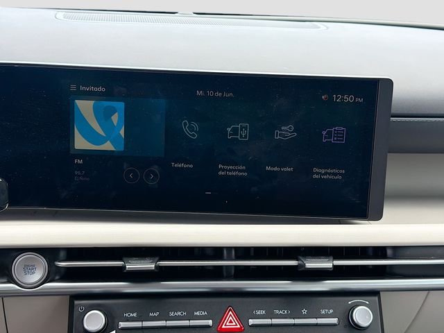 2025 Hyundai Tucson SE - Photo 14