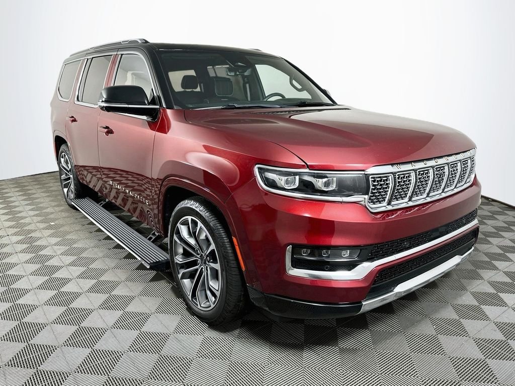 Used 2023 Velvet Jeep Series III image 3