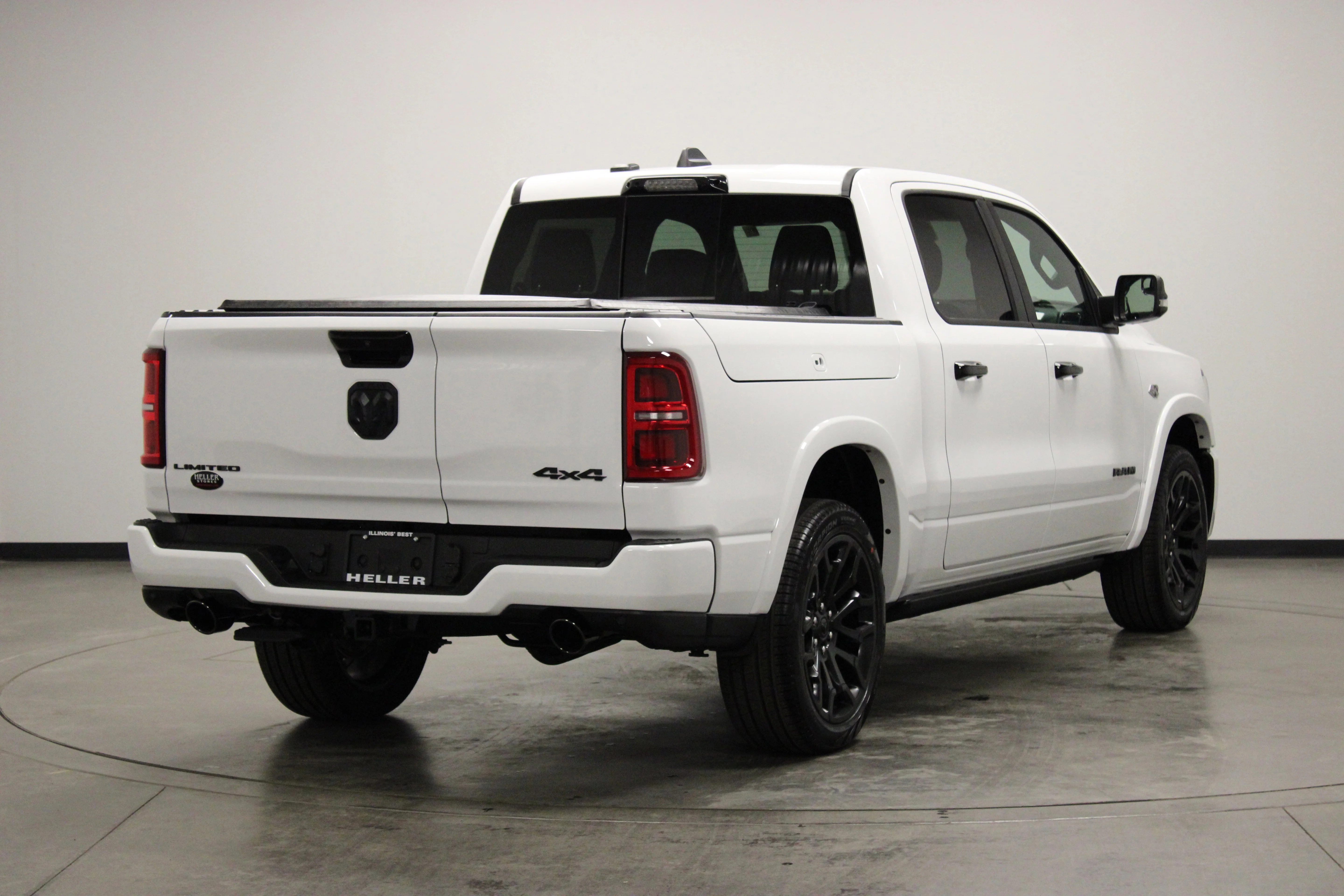 New 2026 Bright White Clear-Coat Exterior Paint RAM Limited image 8