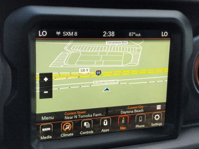 Used 2022 Silver Jeep Mojave image 21