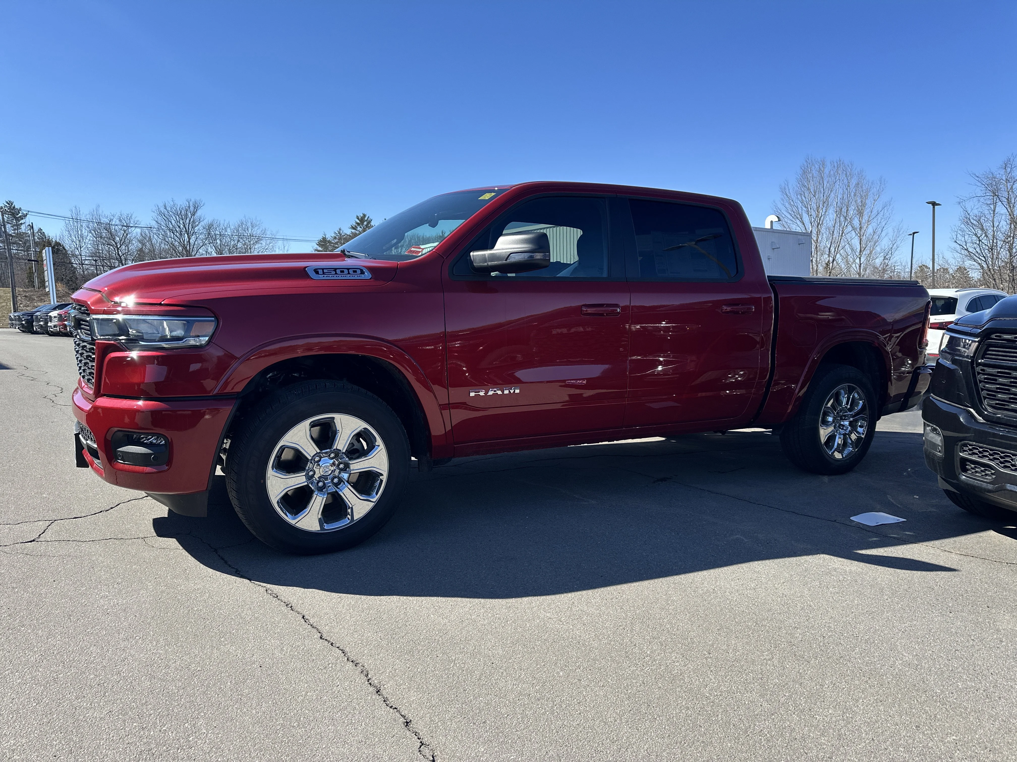 New 2026 Molten Red Pearl-Coat Exterior Paint RAM Big Horn image 5
