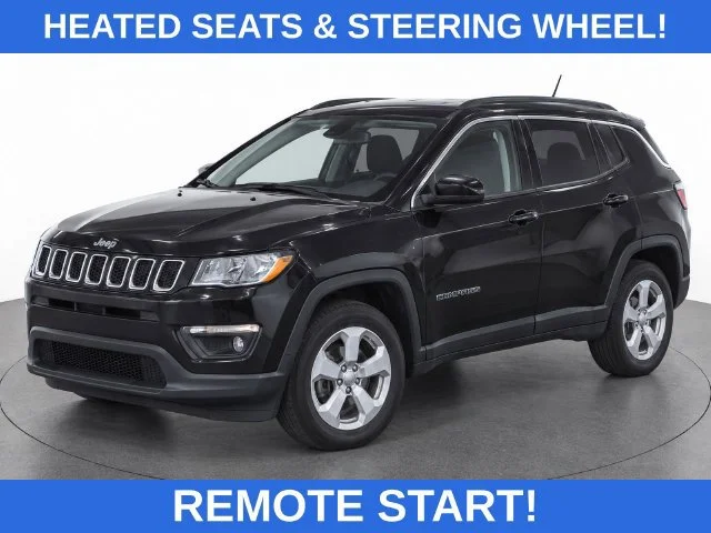 Used 2021  Jeep Latitude image 1