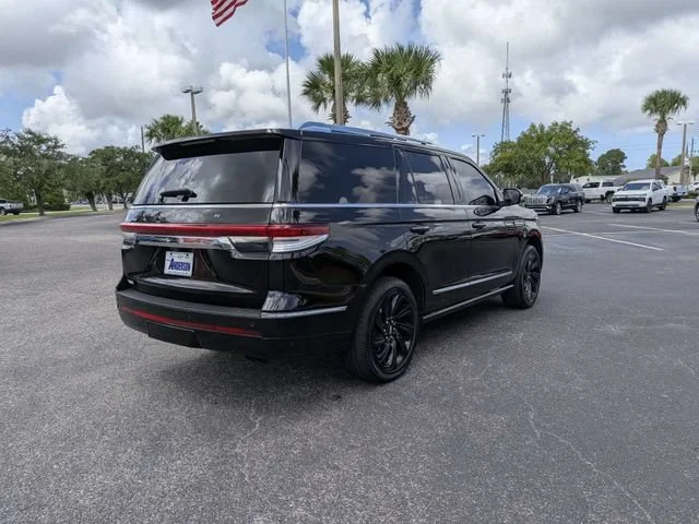 Used 2022 Infinite Black Lincoln Standard image 2