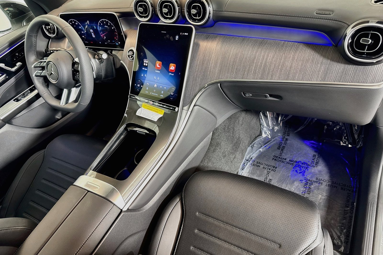 New 2026 Polar White Mercedes-Benz GLC 300 image 26