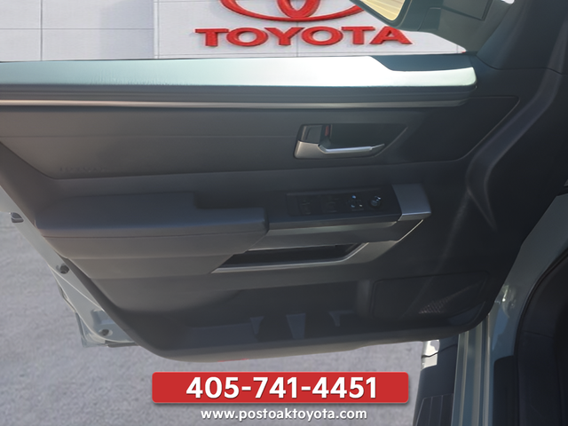 Used 2025  Toyota SR5 image 13