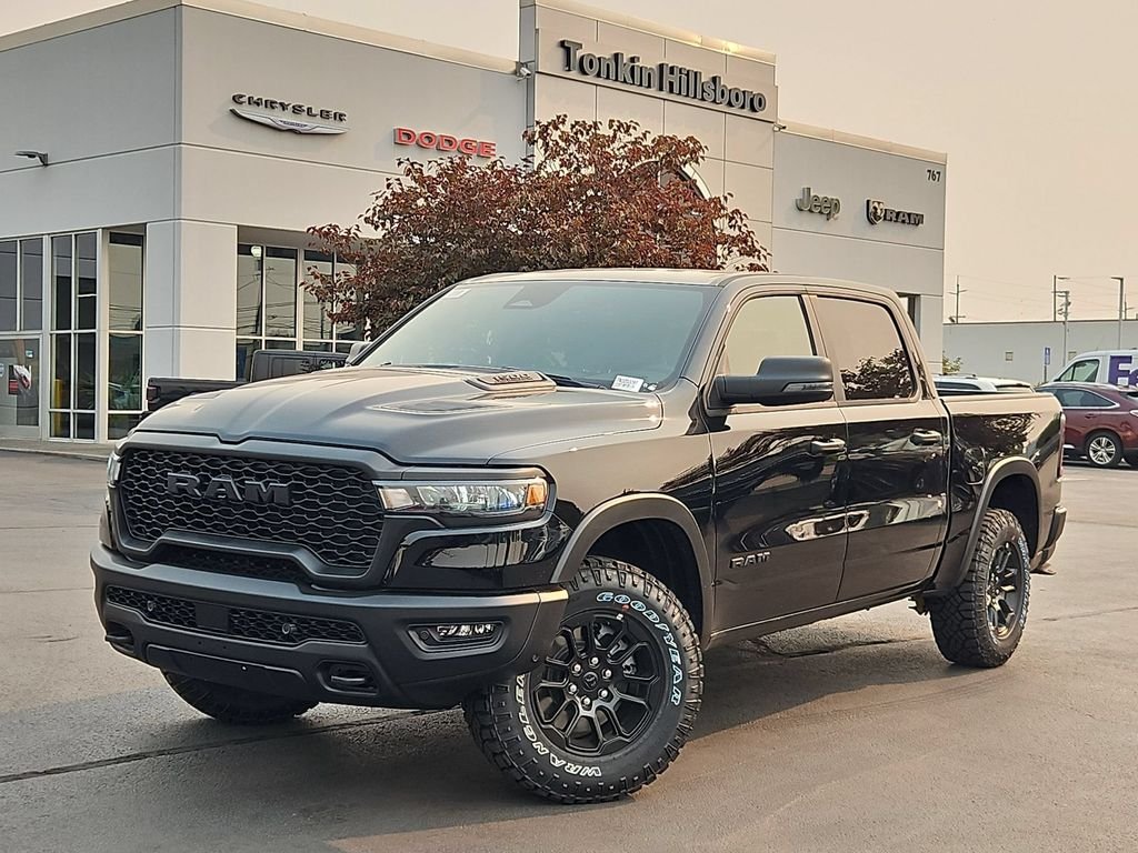 New 2026 Diamond Black Crystal Pearl-Coat Exterior Paint RAM Rebel image 2