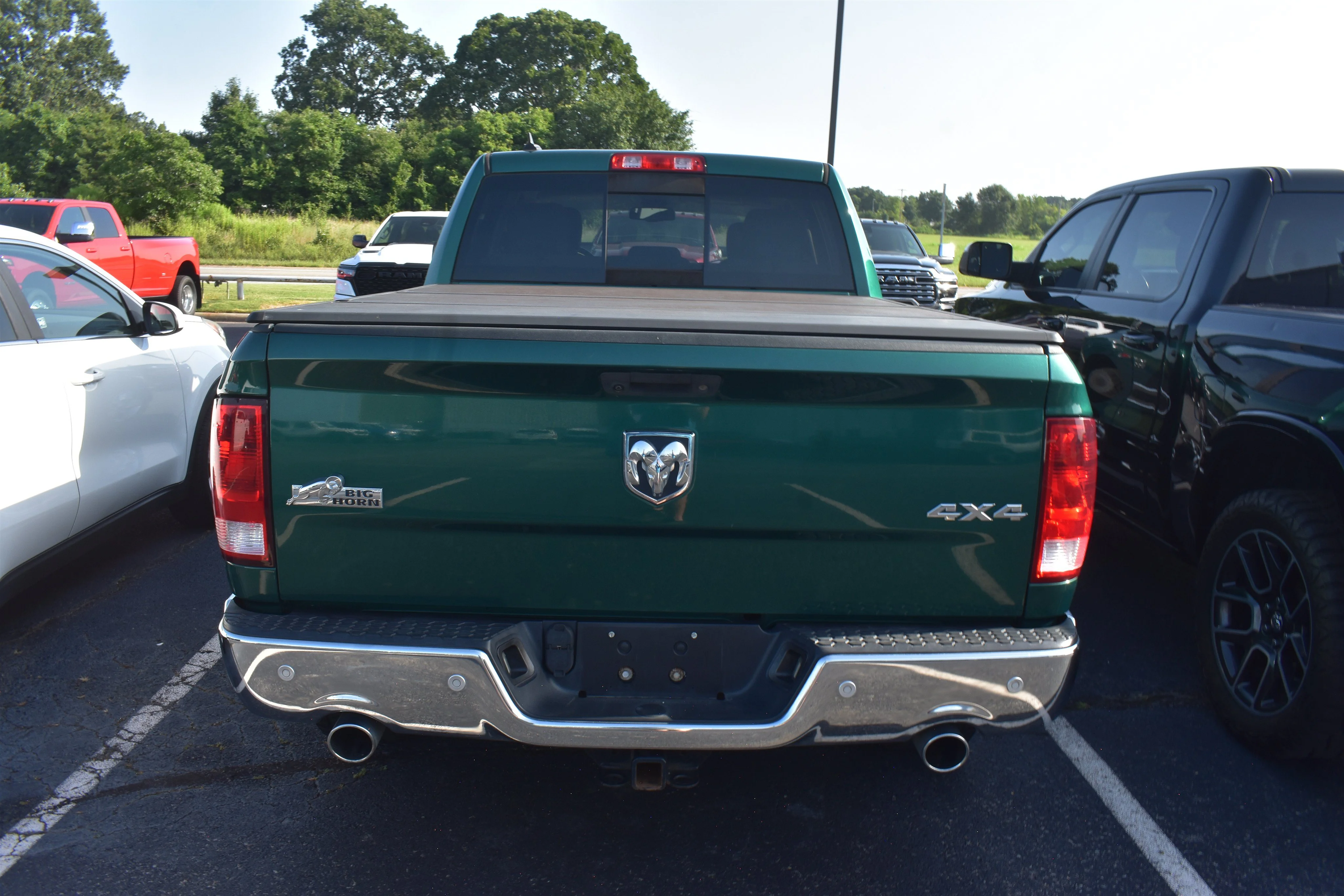 Used 2016 Timberline Green Pearlcoat Ram Big Horn image 5