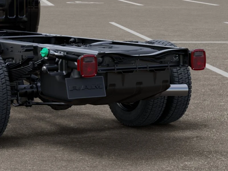 New 2025 Black RAM Tradesman image 28