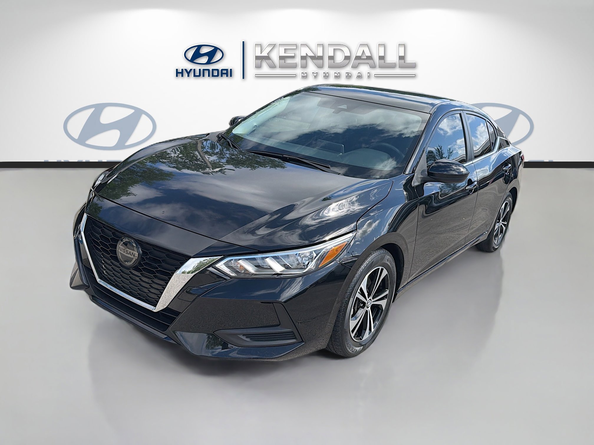 Used 2023 Super Black Nissan SV image 3