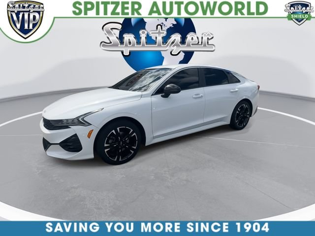 Used 2022 White Kia GT-Line image 4