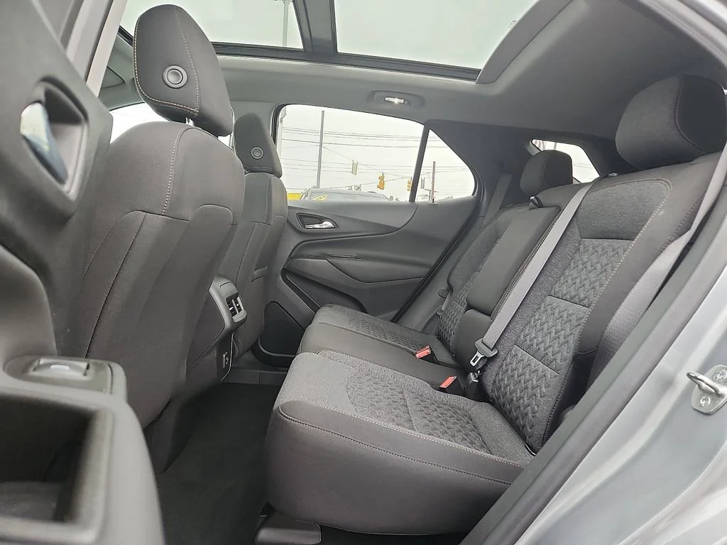 2023 Chevrolet Equinox LT - Photo 10