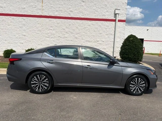 Used 2025 Gray Nissan 2.5 SV image 10