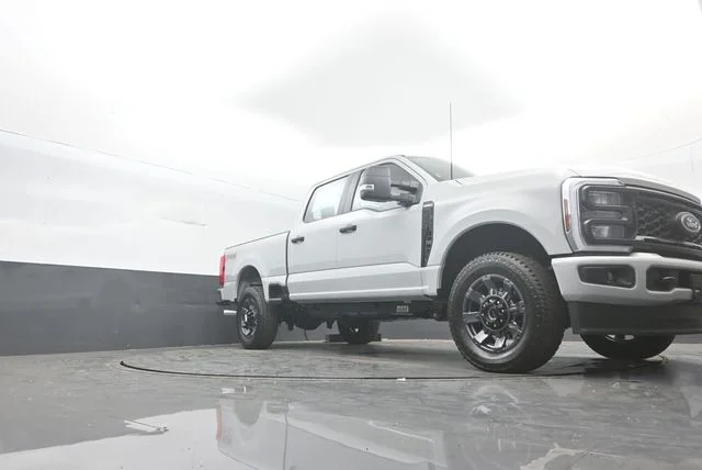 New 2026 White Ford XL image 32