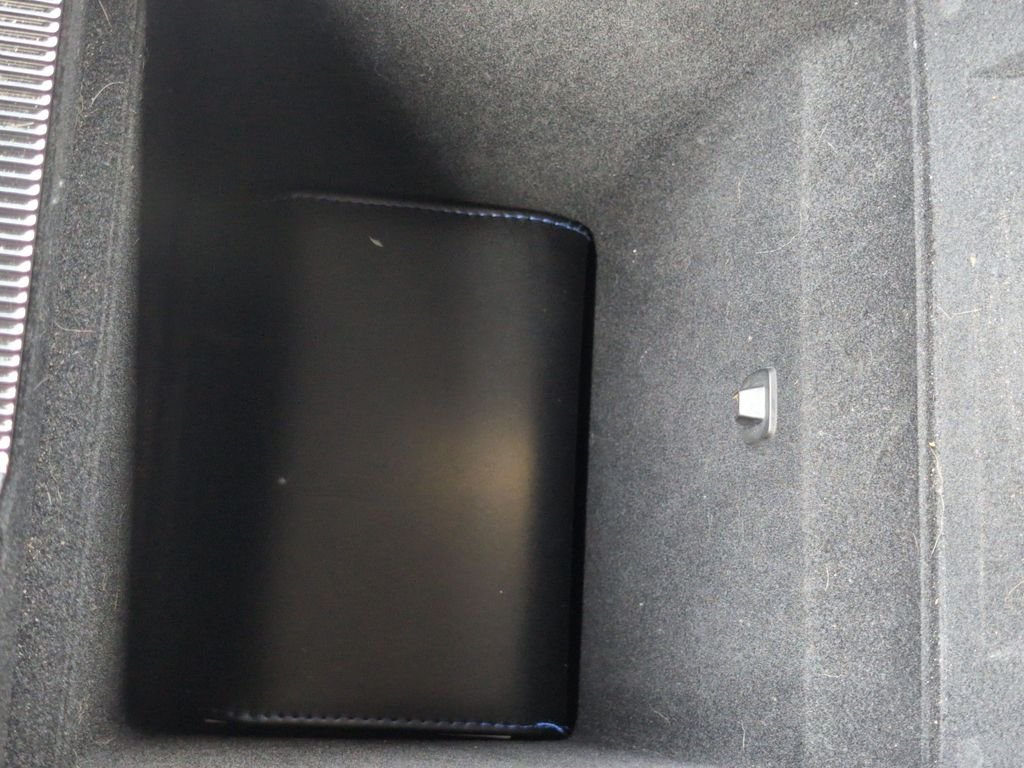 Used 2024 White Jeep Series III image 18