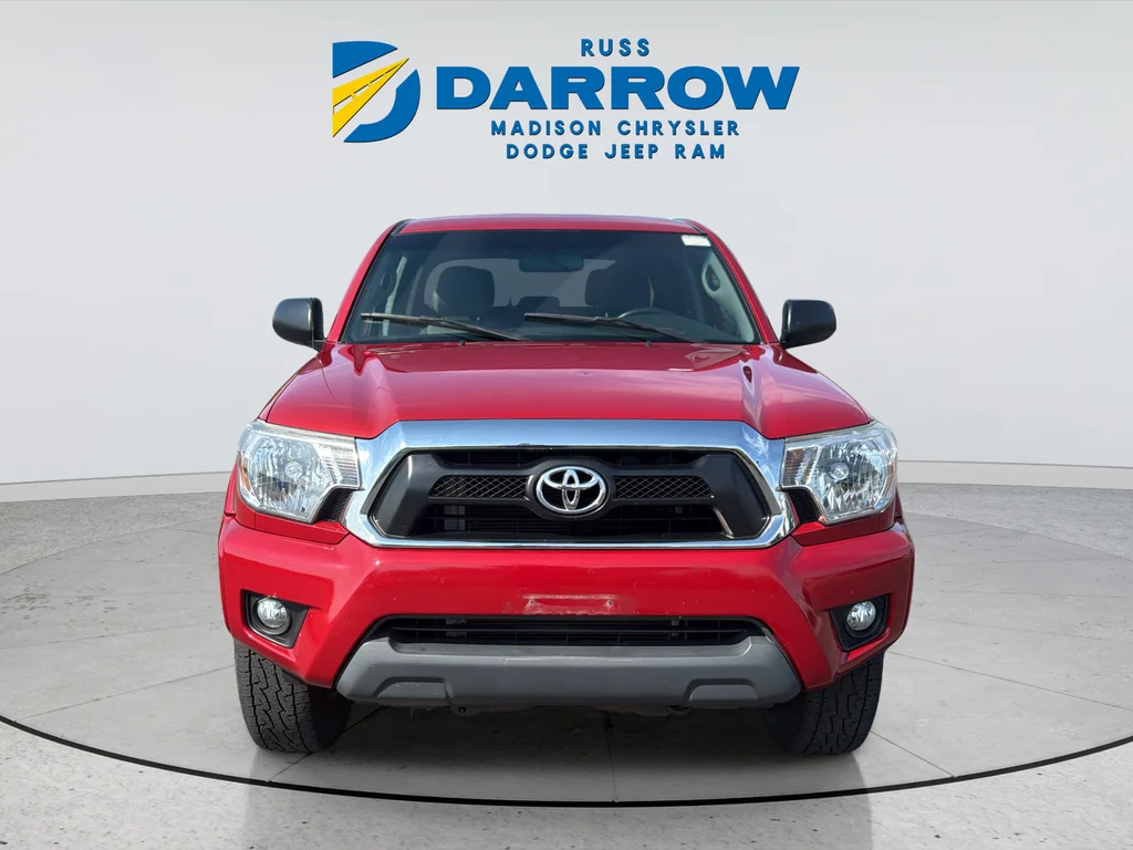 Used 2015 Red Toyota Base image 8