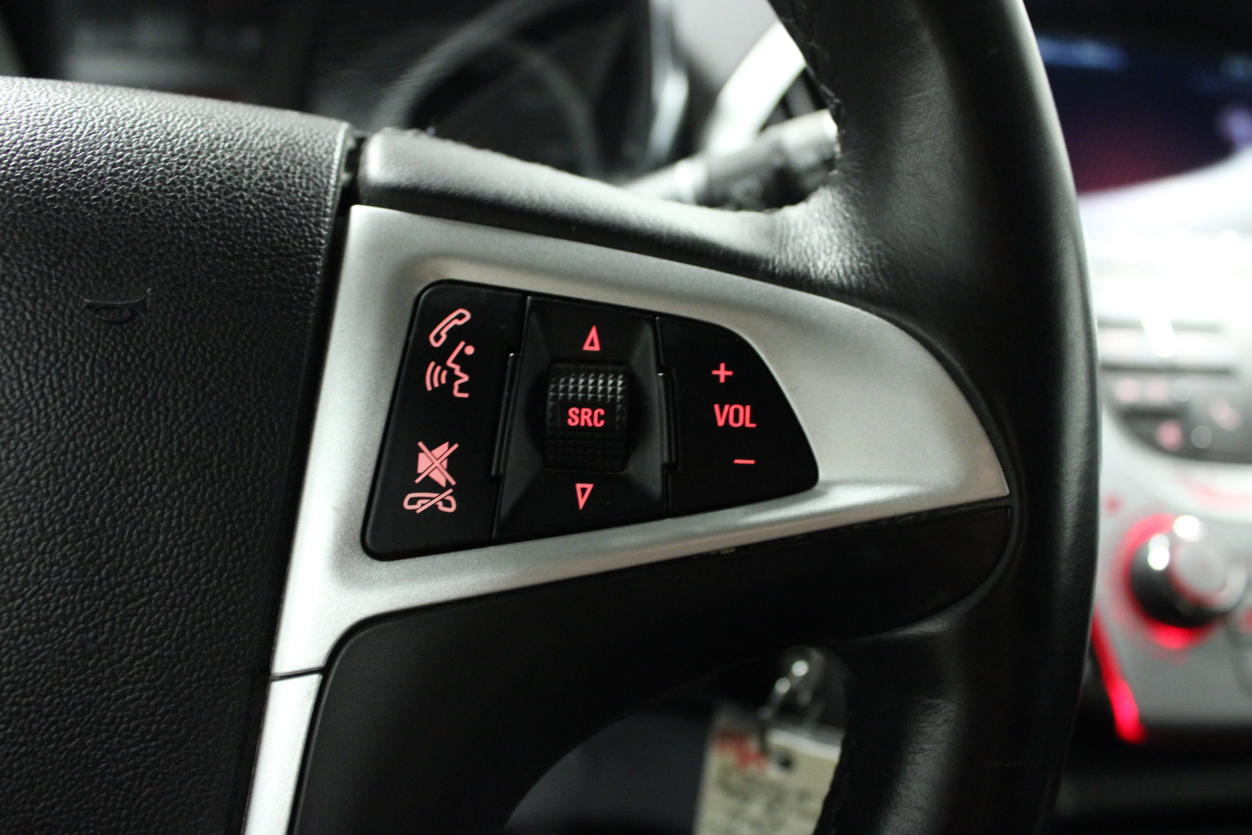 2027 Chevrolet Equinox LT - Photo 43