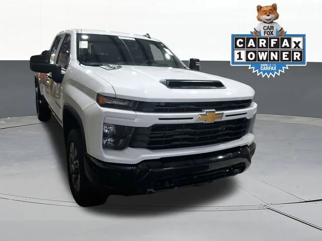 2024 Chevrolet Silverado HD Custom 4WD Crew Cab Standard Box's photo