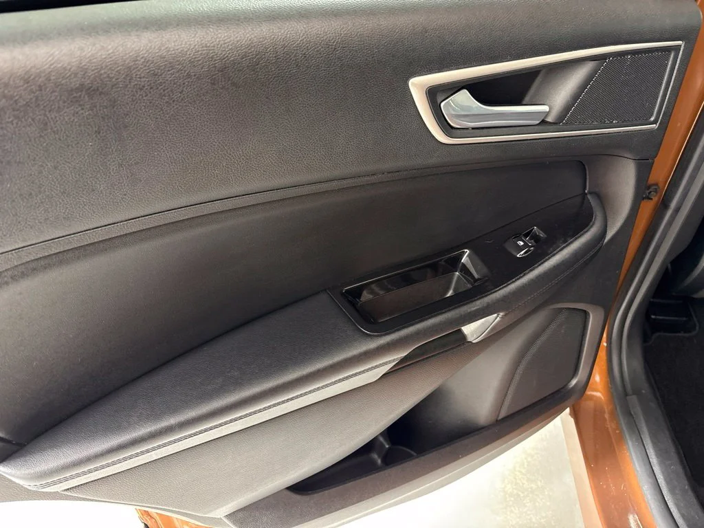 Used 2017 Red Ford SEL image 22