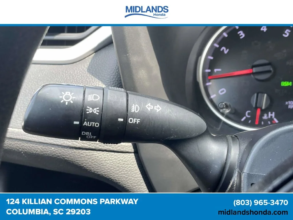Used 2021 Midnight Black Metallic Toyota XLE image 22