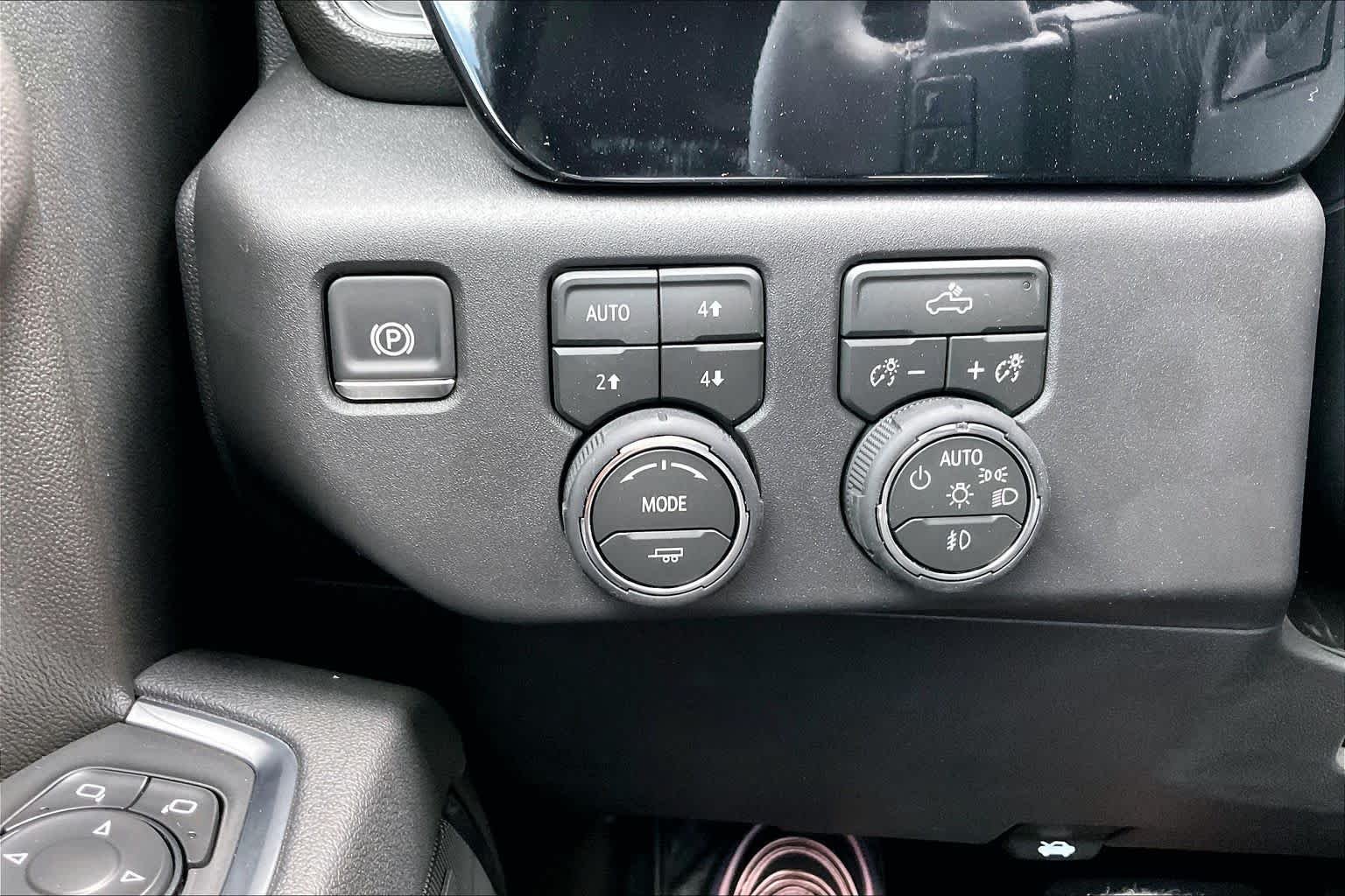 2026 Chevrolet Silverado 1500 LT Trail Boss - Photo 18