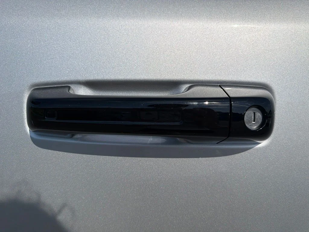 New 2026 Silver Zynith Exterior Paint RAM Laramie image 28