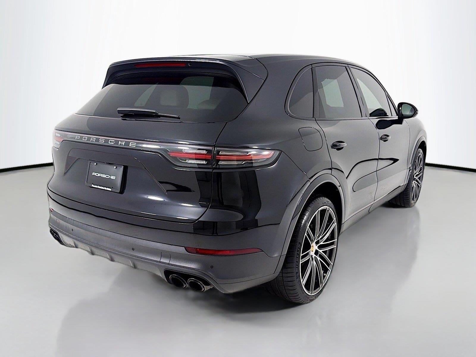 Used 2022 Black Porsche S Platinum Edition image 27