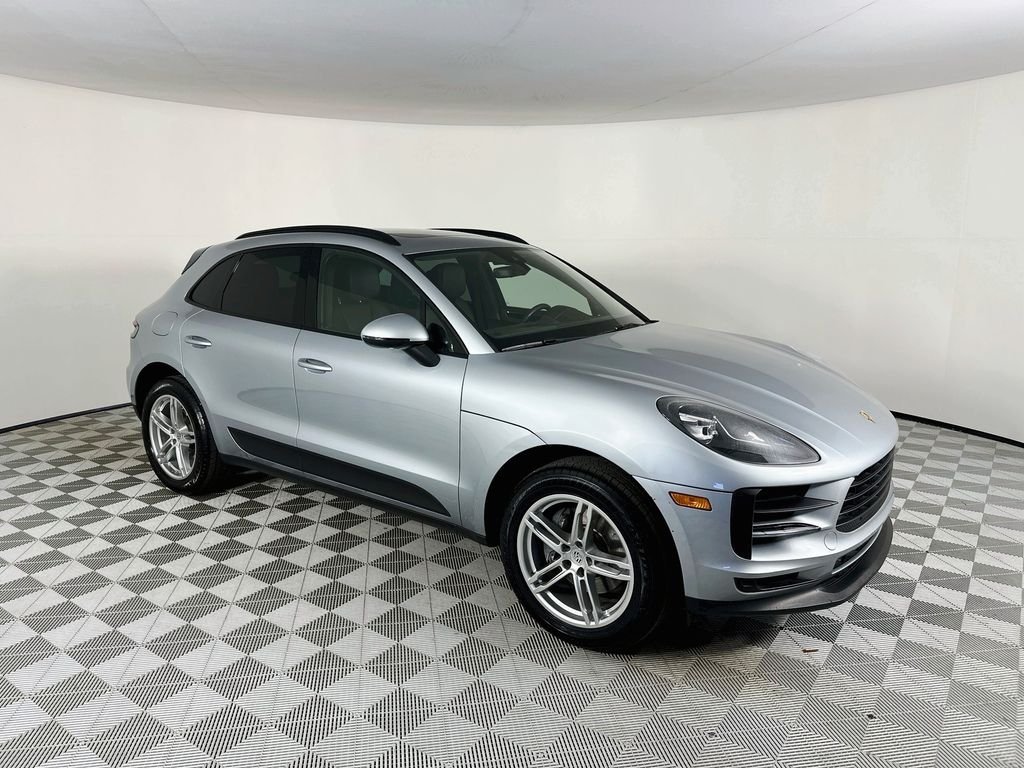 2020 Porsche Macan -'s photo