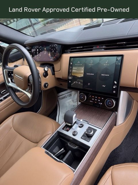 Certified Used 2023 Belgravia Green Land Rover SE image 14