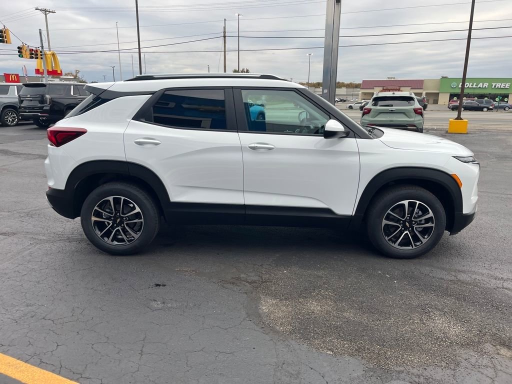 2026 Chevrolet Trailblazer LT photo 4