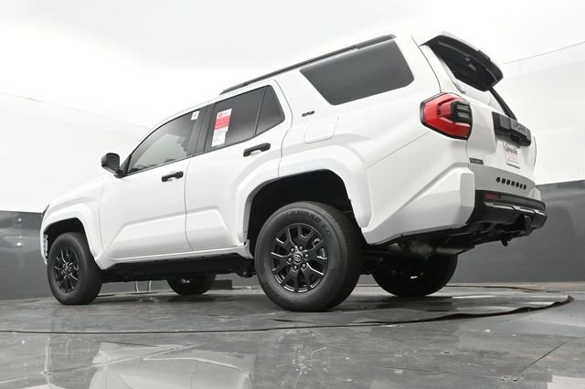 New 2026 Ice Cap Toyota SR5 image 24